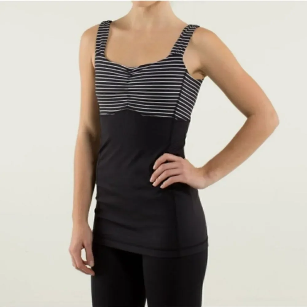 Lululemon Athletica Aria II Black and White Striped Tank Top Size 2